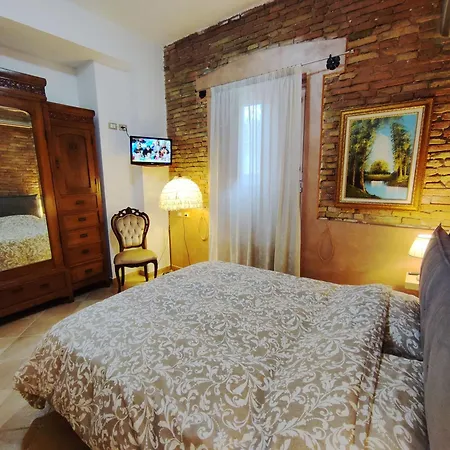 بيت ضيافة Le Colline Di Castellana 3*