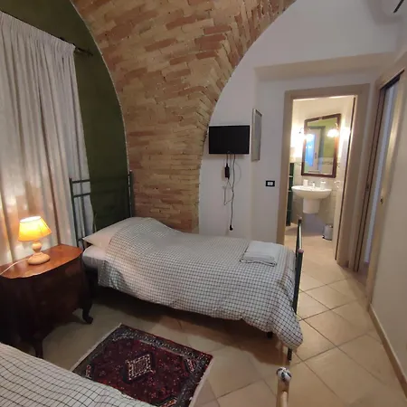 Le Colline Di Castellana Guest house 3*