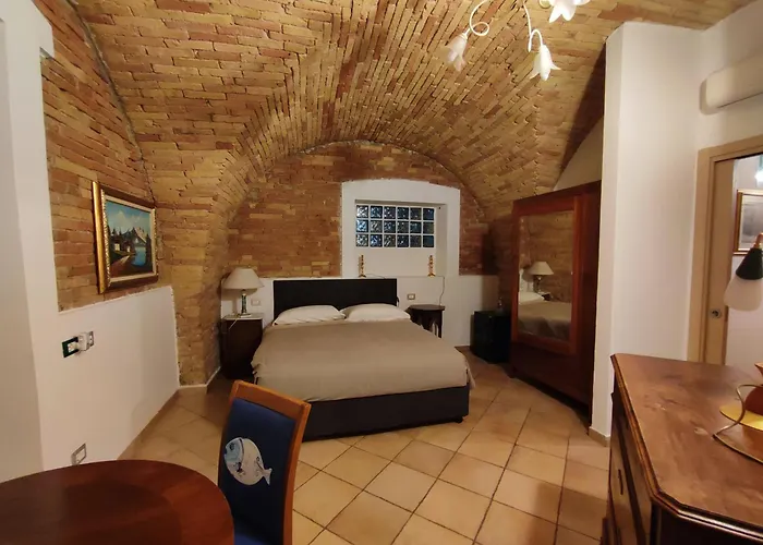 Le Colline Di Castellana