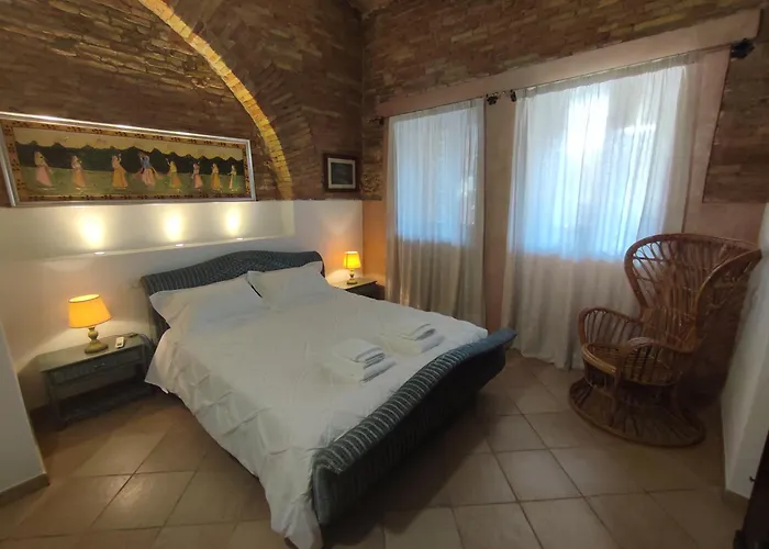 Πανσιόν Le Colline Di Castellana 3*